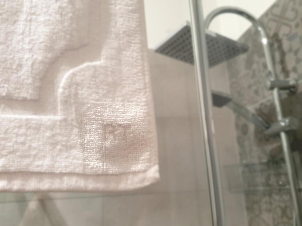 Residenza Tarzana Hotell Palermo Eksteriør bilde